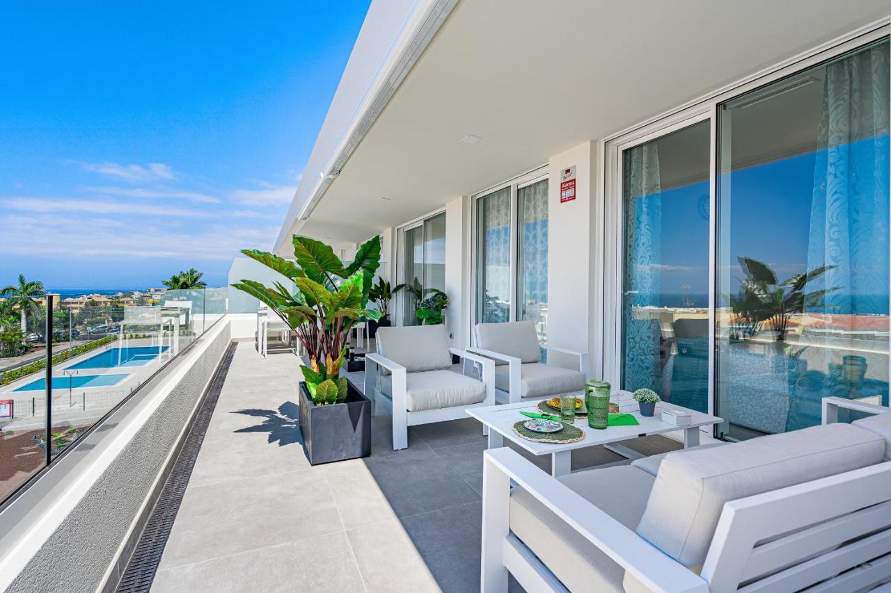 Luxury Apartment. Heated Pool. Ac. Ocean View! Costa Adeje (Tenerife)